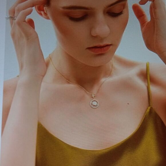 New Yaduda Saturn Dainty Planet Star Pendant Necklace Trendy New - Picture 4 of 8